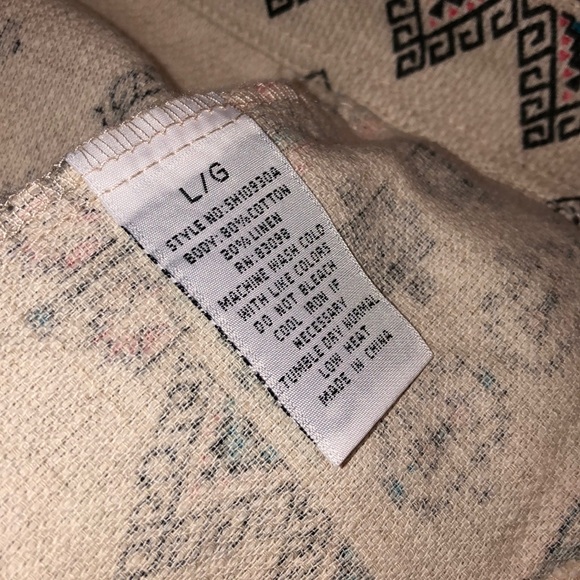 𝙏𝙧𝙞𝙗𝙖𝙡 𝙋𝙧𝙞𝙣𝙩 𝙎𝙝𝙤𝙧𝙩𝙨 - Picture 5 of 5